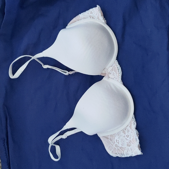 Maidenform Intimates & Sleepwear 36b Maidenform Poshmark